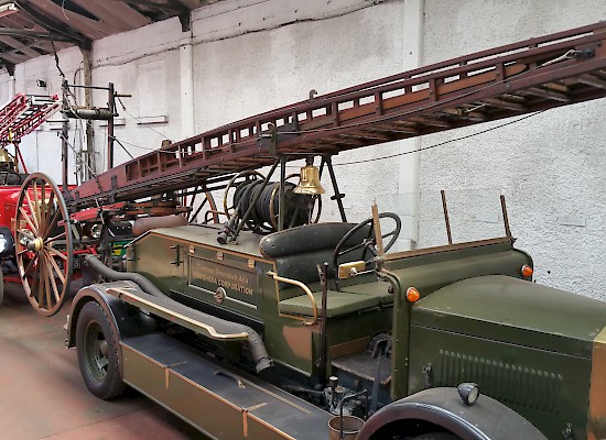 Restoration of a Merryweather Fire Engine(Green).  This particular fire engine was one of the two fire engines that was sent to Belfast during the Second World War air raids, to provide assistance